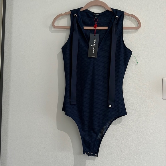 True Religion Tops - Navy blue true religion workout bodysuit with a hoodie size Xs